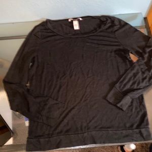 Black Medium Long Shelve Shirt